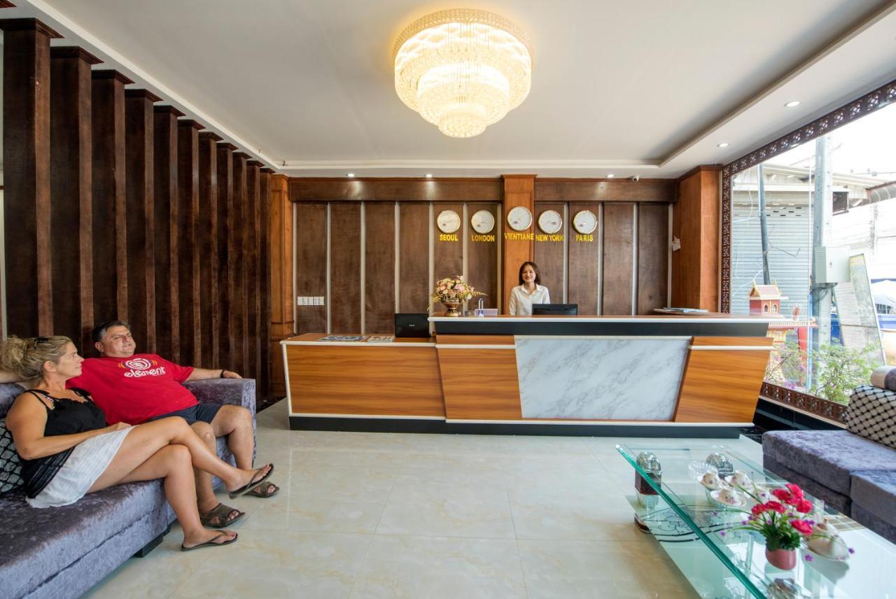 Premier Vang Vieng Hotel Bagian luar foto